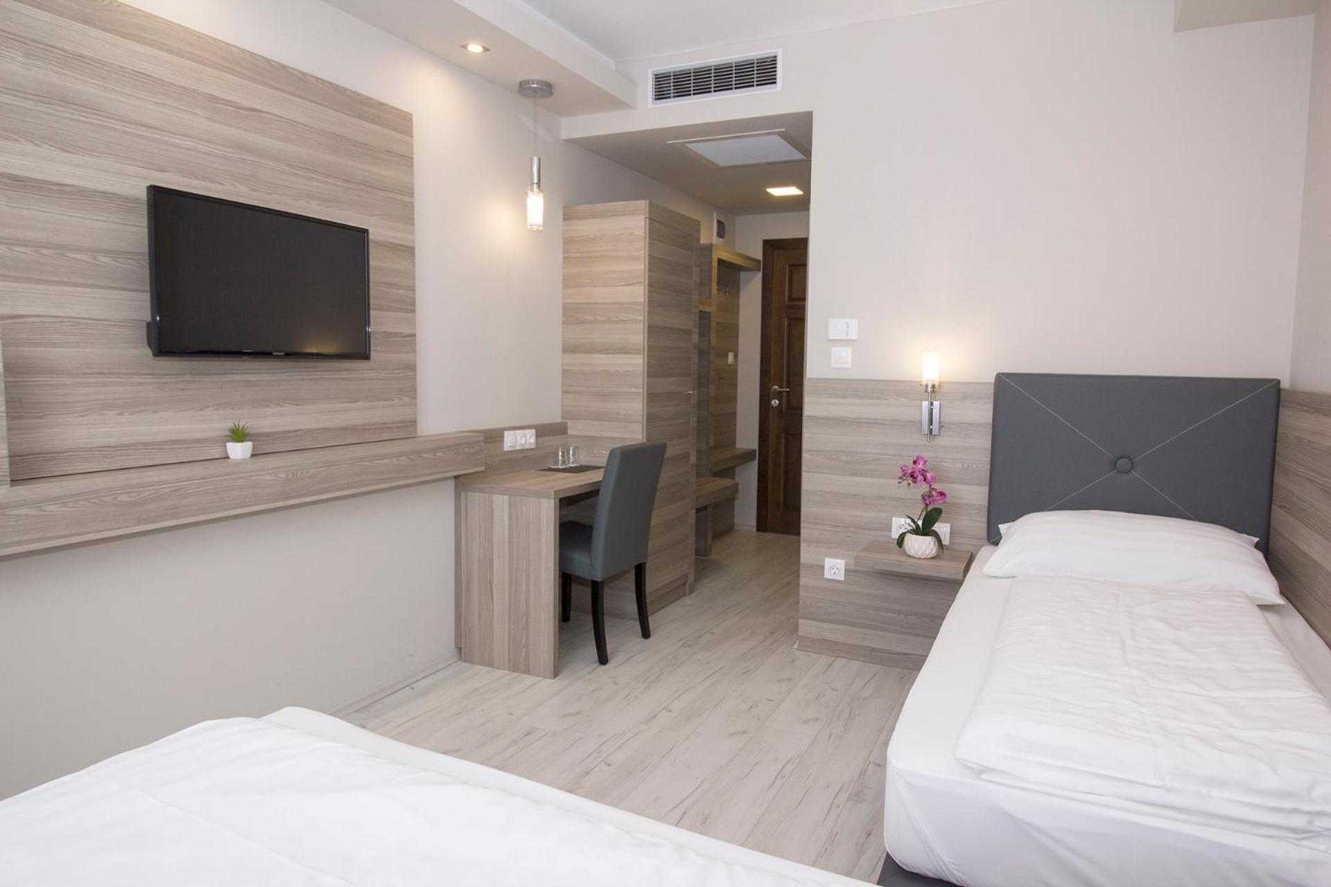 Dabas Hotel Esterno foto